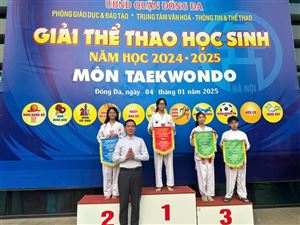 CHÚC MỪNG CÔ HỌC SINH BÉ NHỎ BÙI PHƯƠNG LAN ĐẠT GIẢI NHẤT MÔN TAEKWONDO CẤP QUẬN